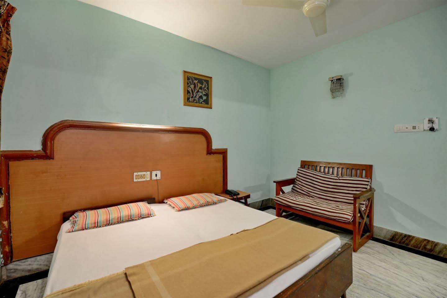 Hotel Janpath 부바네스 외부 사진